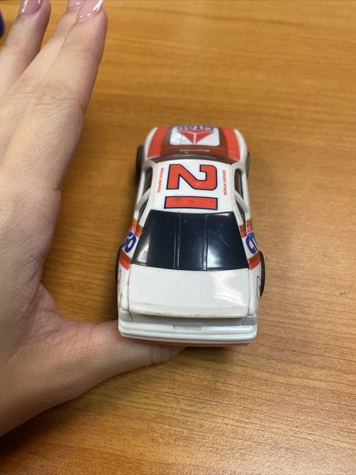 Coche de carreras Neil Bonnett #21 Racing Champions 1/64 fundido a presión Citgo Ford NASCAR 1989 Foto 3 de 4