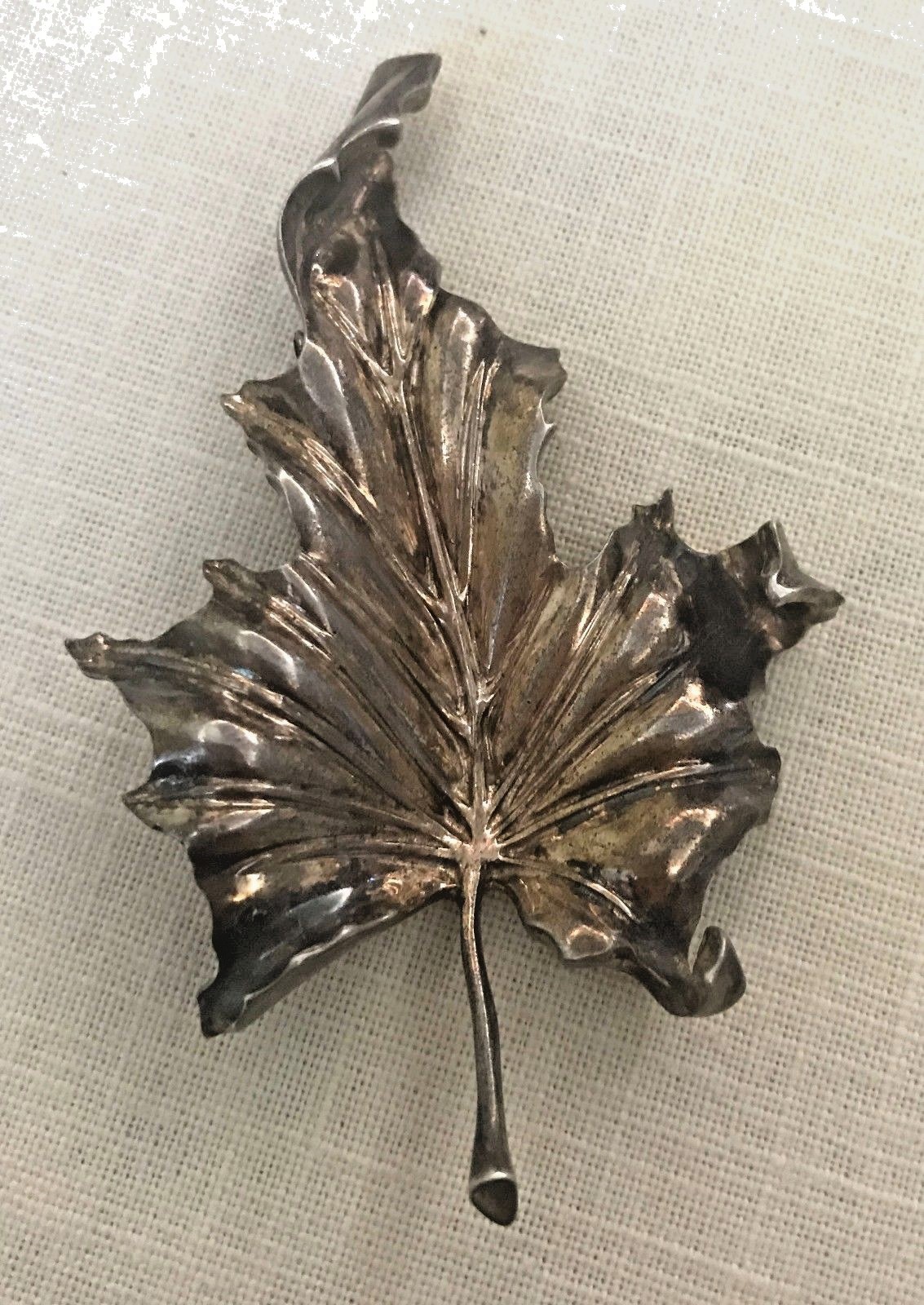 Fabulous Crown Mark Trifari Sterling Leaf Dress Clip Alfred Phillipe Brooch Fabulous Crown Mark Trifari Sterling Leaf Dress Clip Alfred Phillipe Brooch
