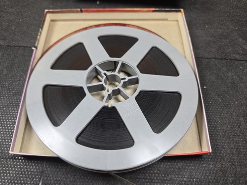 IRON MAN V's ULTIMO - Ken Films - Marvel Comics Super 8 mm Sound & Color Film - Picture 17 of 19