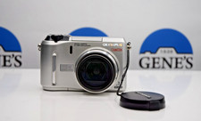 Olympus Camedia C-740 Ultra Zoom 3.2MP Digital Camera 10x Optical Zoom