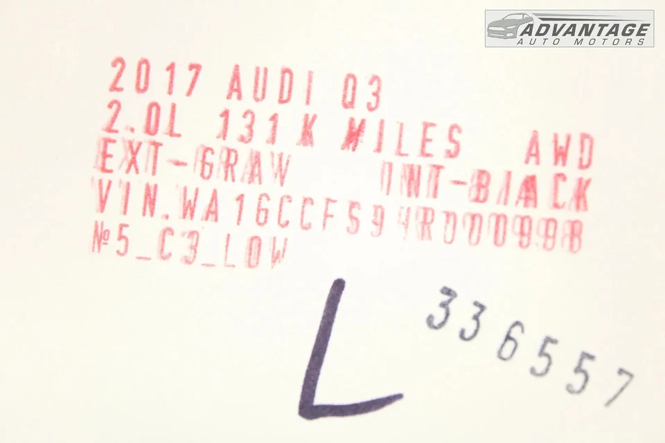 AUDI Q3 QUATTRO 2015-2018 LADO IZQUIERDO DEBAJO DE LA CARROCERÍA PROTECTOR CONTRA SALPICADURAS CUBIERTA FABRICANTE DE EQUIPOS ORIGINALES Foto 4 de 4