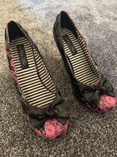Brand New Iron Fist Shoes - Pink/black Size 5