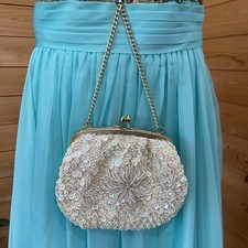 Vintage Ivory Sequin Beaded Kiss Lock Coin Purse Clutch Gold Chain Handle