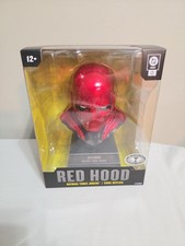 Red Hood Batman: Three Jokers 1:3 Scale Cowl Replica Platinum Mcfarlane 2026
