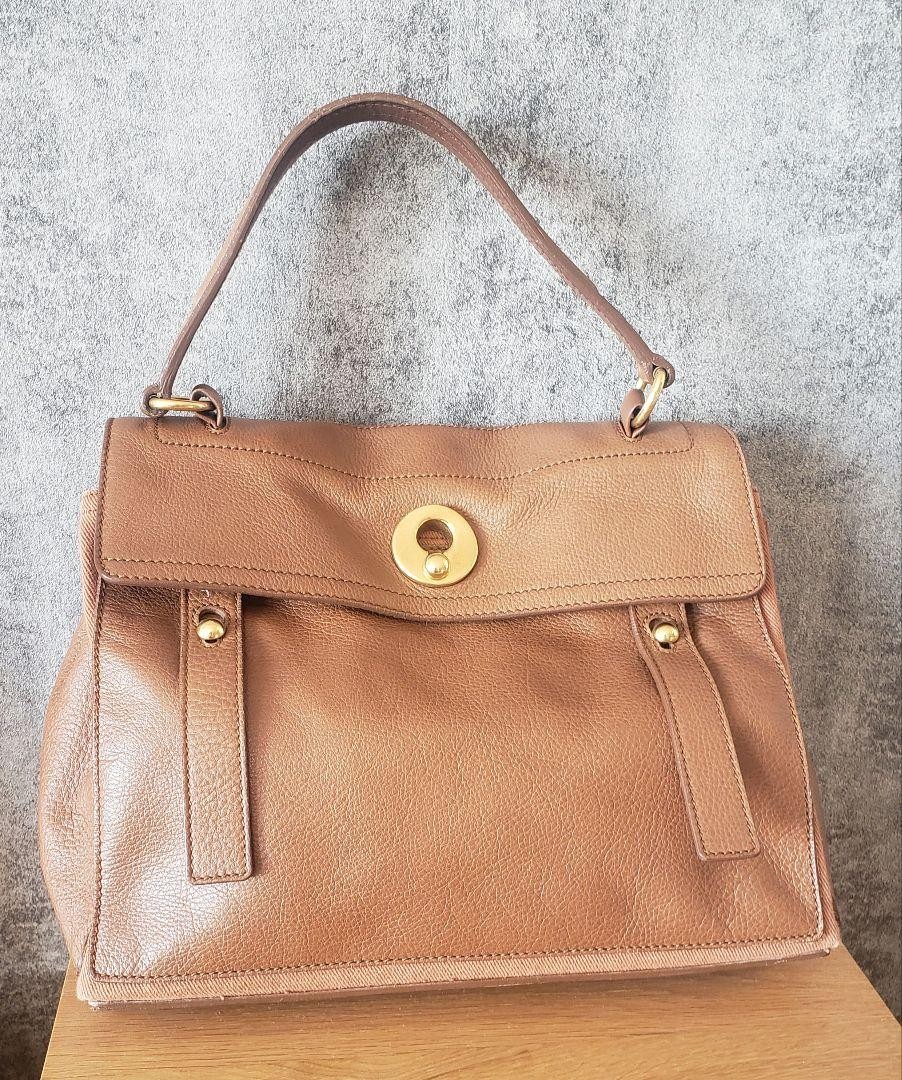 Yves Saint Laurent Muse Shoulder Bag in Camel