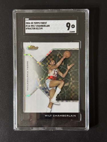 Wilt Chamberlain [XFractor] #146 2004 Finest card