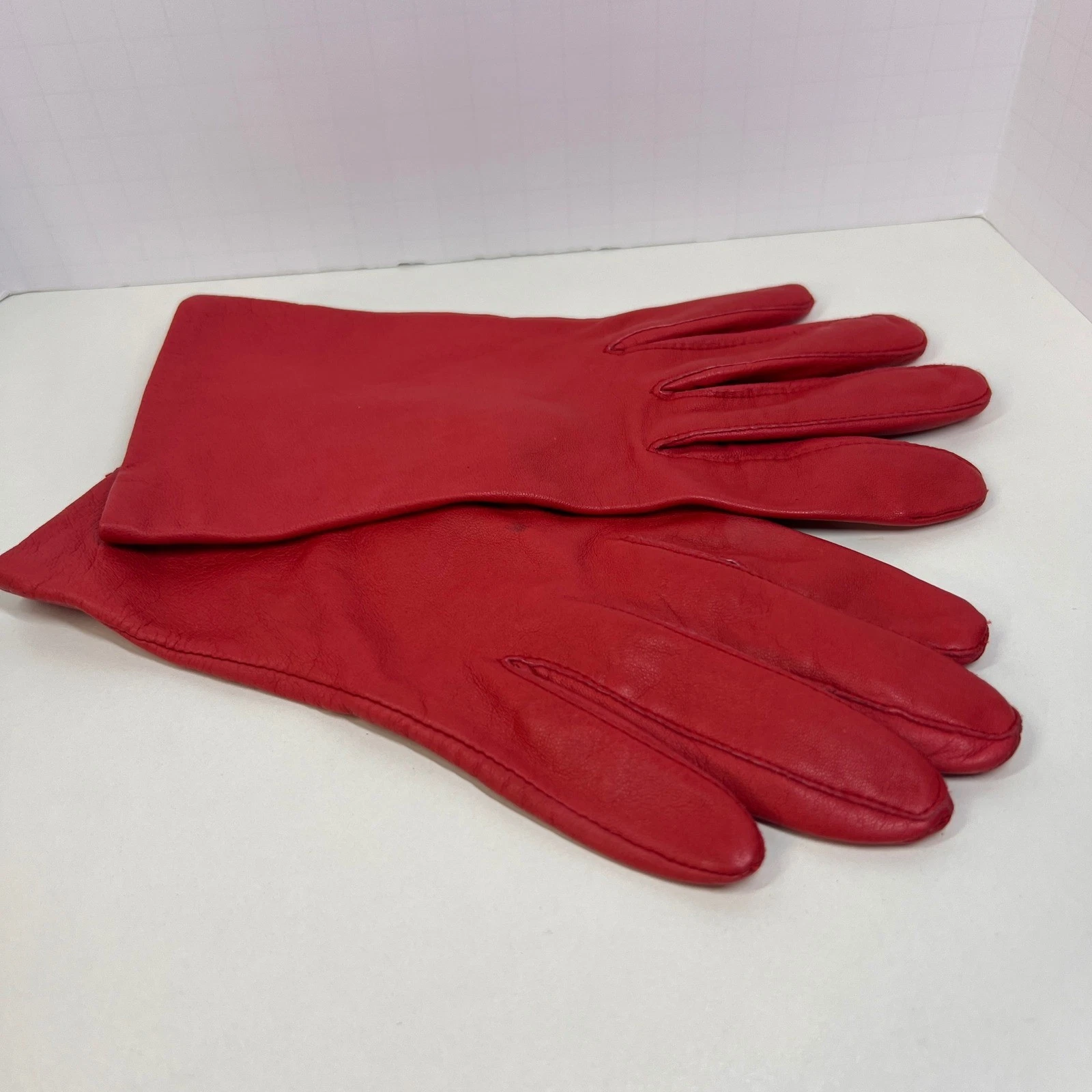 Vintage Fownes Red Leather Gloves Womens 7.5 Antron Lined Genuine Leather