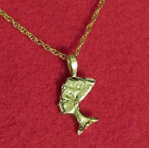 Authentic 14KT GOLD PLATED EGYPTIAN NEFERTITI CHARM PENDANT WITH 30" ROPE NECKLACE- 2680