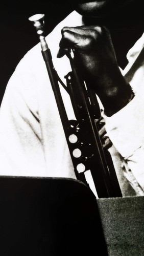APPLE Think Different : Miles DAVIS - Affiche originale - Imagen 4 de 5