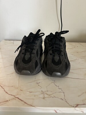 Size 6 - adidas Yeezy Boost 700 V2 Vanta