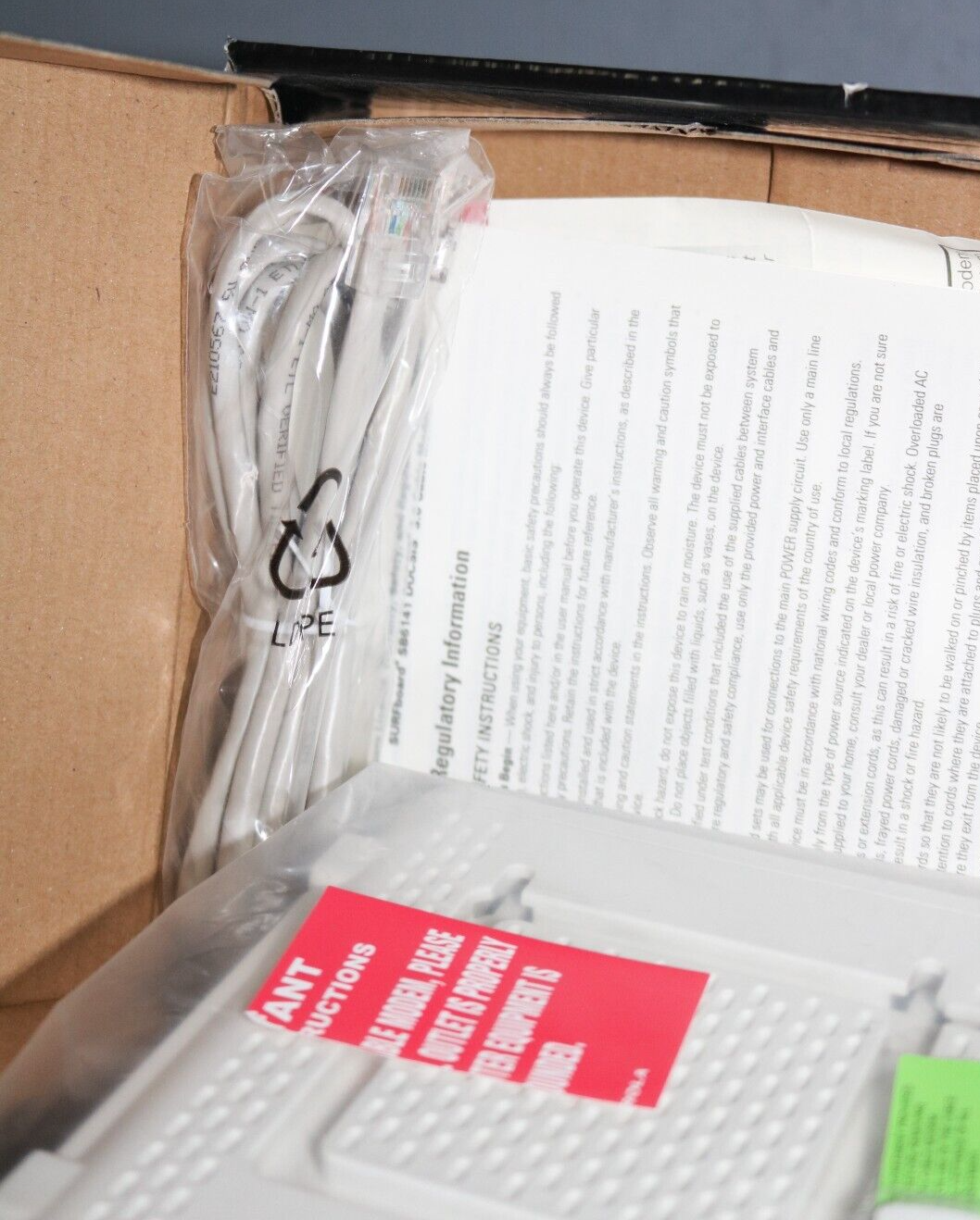 Motorola Cable Modem ARRIS SURFboard SB6141 1.4 Gbps DOCSIS 3.