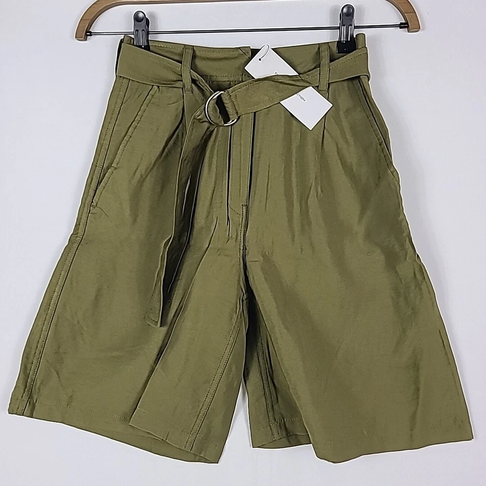 NUEVO Pantalones Cortos Bermudas French Connection Brekhna Drape en Verde Lagarto Talla 4 Precio de venta sugerido por el fabricante 98 USD