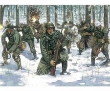 ITALERI 1:72 WWII U.S. INFANTERIA UNIFORME INVERNALE / 510006133