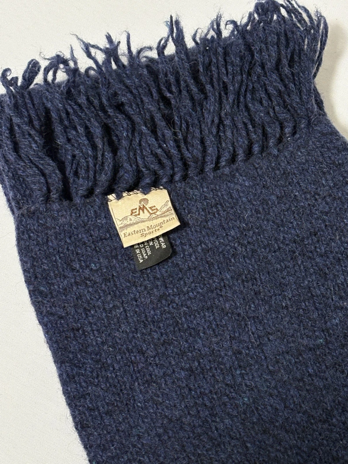 EMS Eastern Mountain Sports Wool Scarf Fringe Navy Blue Made USA Winter Outdoor
Opens in a new windo