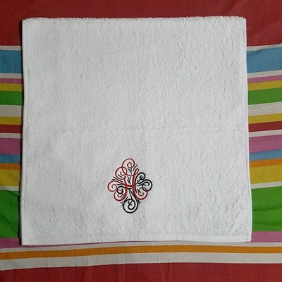 Personalisiertes Gästetuch Baumwolle 40x60cm besticktes Monogramm | individuelle Initialen