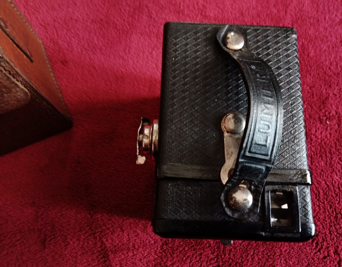Appareil Photo Argentique Lumibox Lumière - Format 6x9 Cm Sur Film 620 - Vendu Pour Pièces