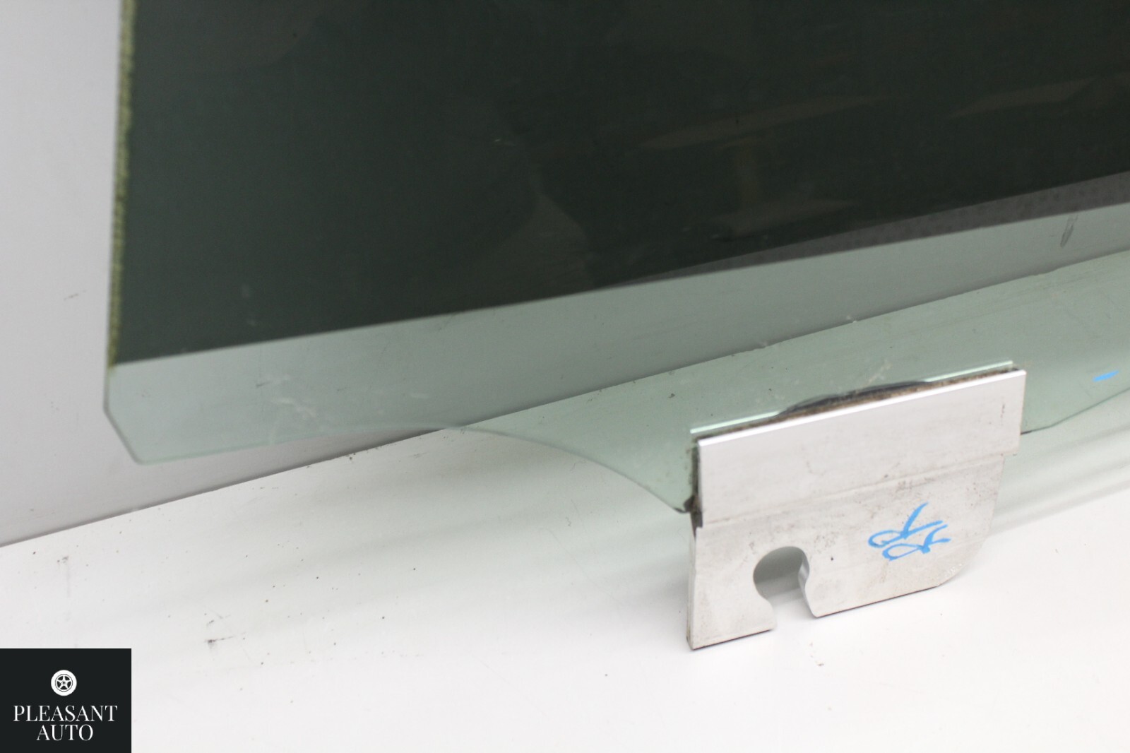 14-18 Maserati Quattroporte Rear Right Side Door Window Auto Glass OEM