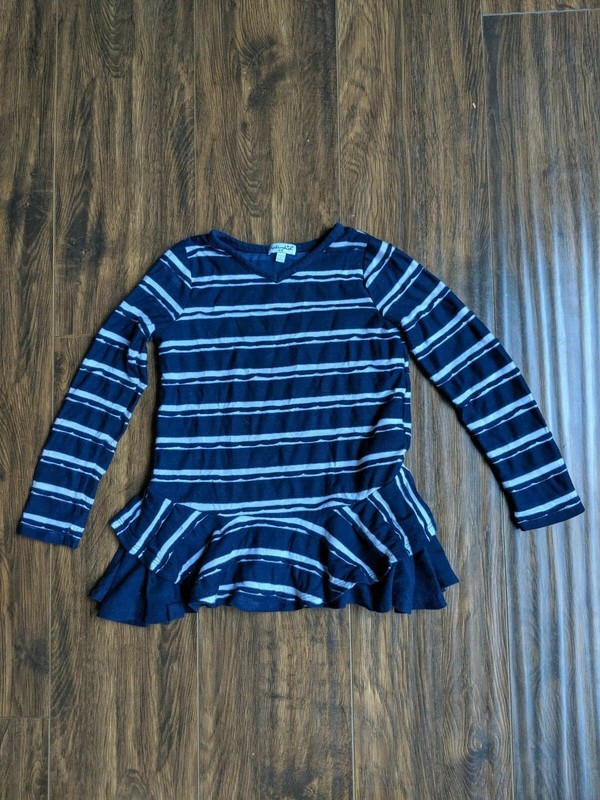 Size 4 5 splendid Blue Striped Top Sweater Girl