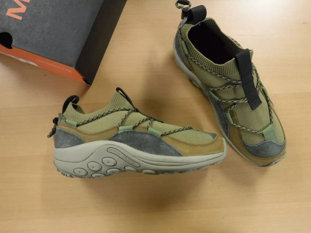 Shoes like merrell sales jungle moc