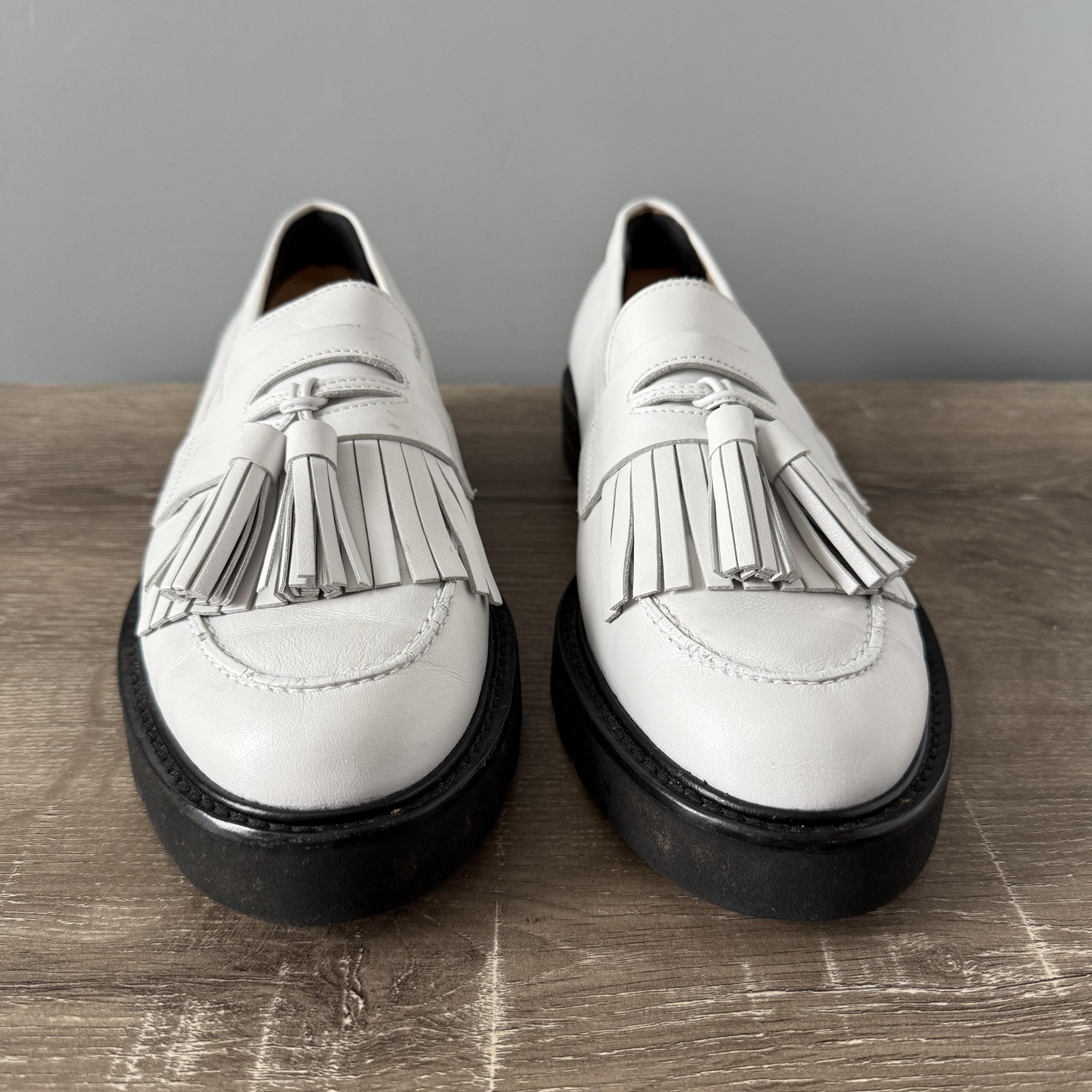 Stuart Weitzman Mila Lift Loafers Womens Size 11 Leather Tassel Chunky Lug Sole