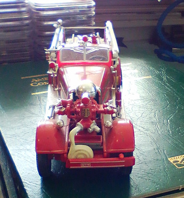 Tarrytown 1938 Fire Department Pumper Engine Diecast Fire Truck Model