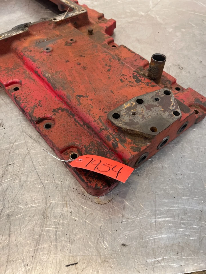 1965 International Farmall 656 Tractor Upper Transmission Cover Plate 388117R1 - Image 2 of 4