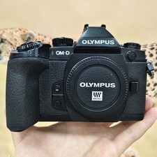 Olympus OM-D E-M1 16.3MP Mirrorless Digital Camera w/3-Inch LCD -Black Body Only