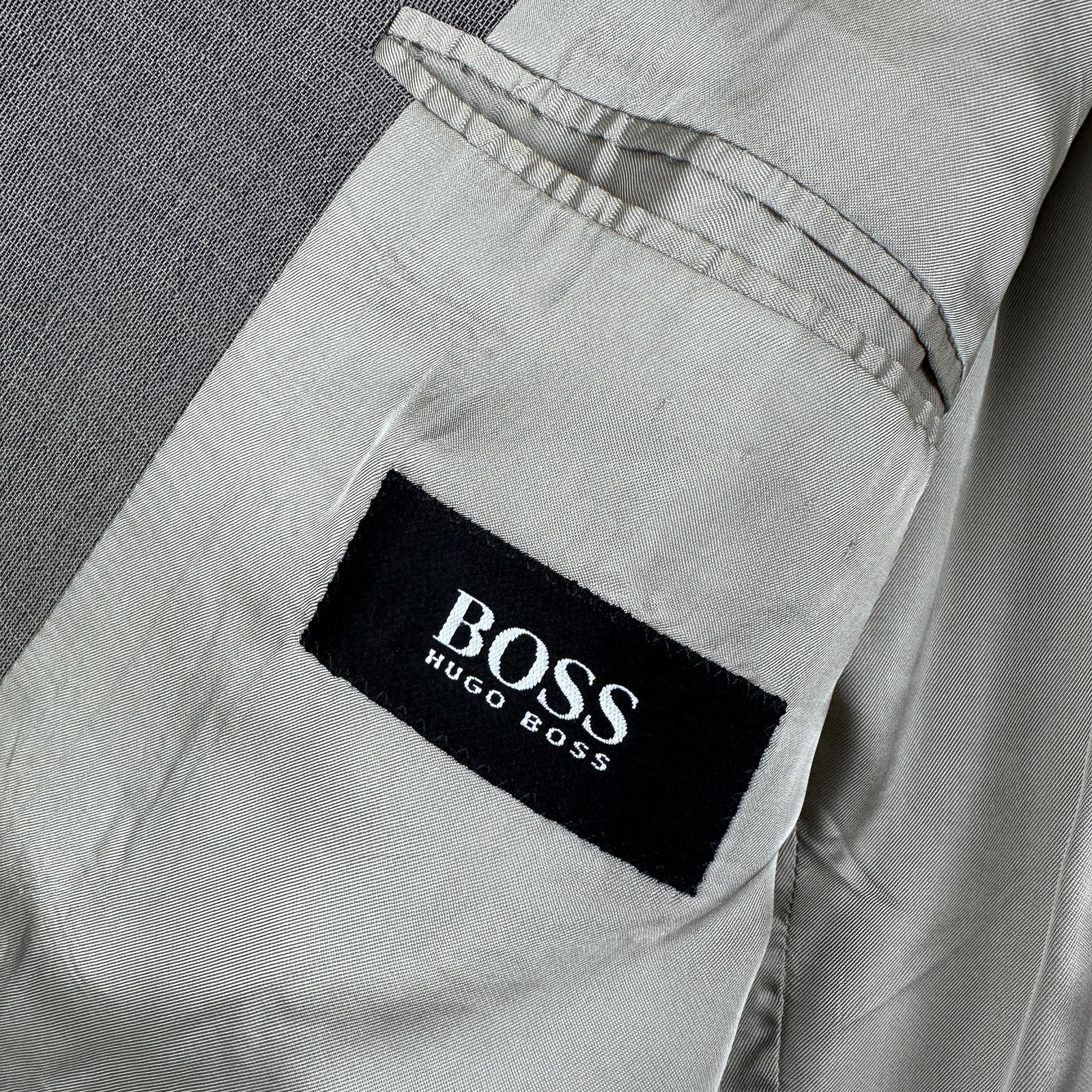 BOSS Hugo Boss Blazer Mens 42R Gray Check Two Button Sport Coat Jacket USA thumbnail 9