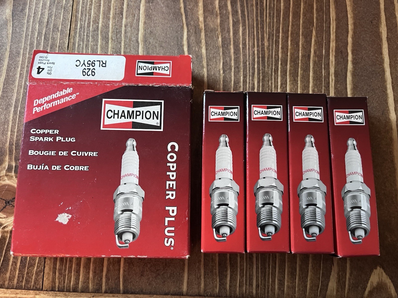 New Champion 929 Copper Plus Spark Plug RL95YC - 4 Pack