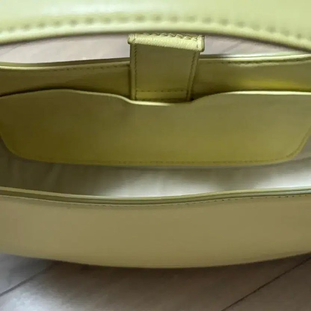 RECTO Thumb Leather Tote Bag - Yellow, Small Size