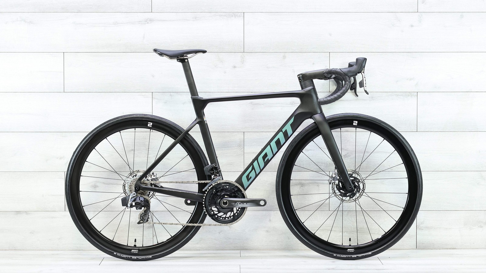Giant Propel Advanced Pro Red AXS Road Bike - 2024, Small