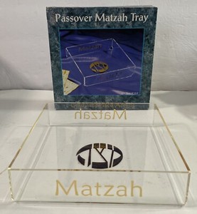VTG Passover Matzah Tray Gold Embossed Acrylic With Original Box