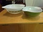 2 Pyrex VERDE Square Flowers Cinderella Nesting Mixing Bowls 443 & 444