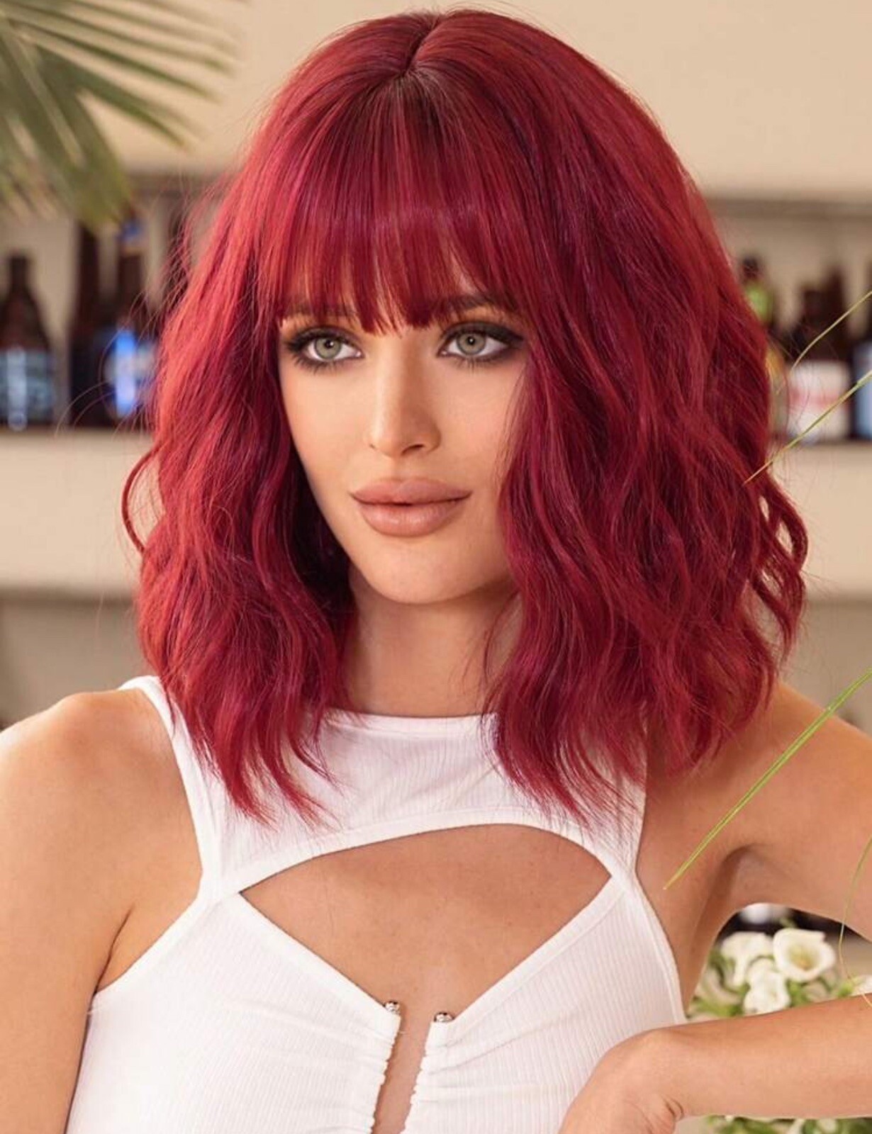 Perruque synthétique rouge bouclée sans colle avec frange ajustable