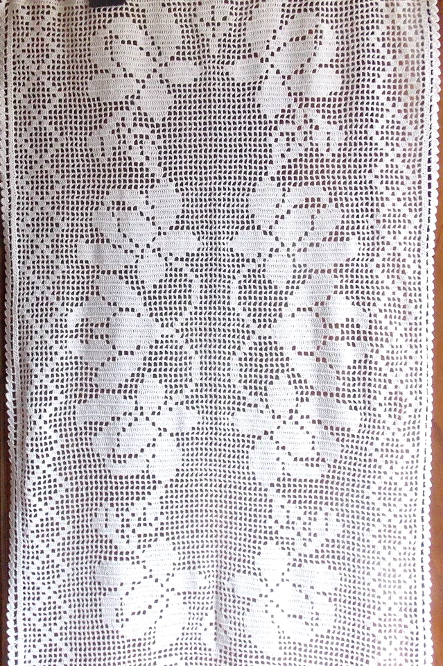 RIDEAU  CROCHET  MAIN ARTISANAT FRANCAIS SUR MESURE  ROSE ET PAPILLON*** - Photo 4/4