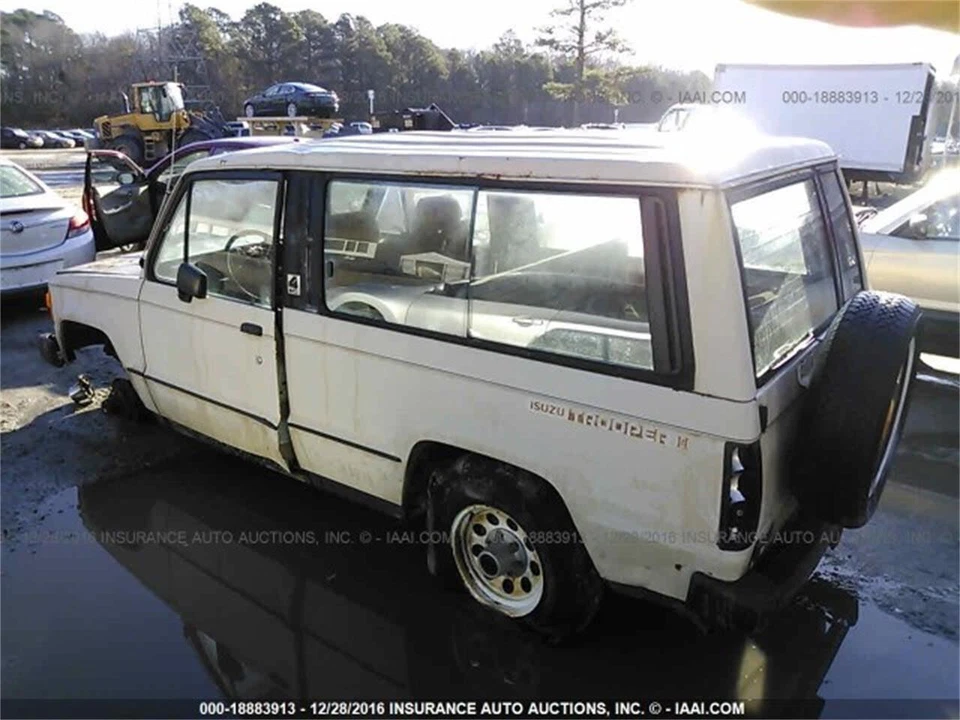 Isuzu Trooper, 2 puertas: 1984, 1985, 1986, 1987, 1988, cuarto de cristal trasero izquierdo Foto 4 de 4