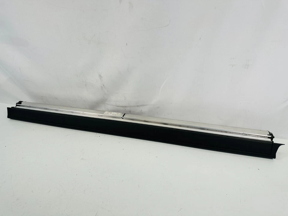 AUDI A8 QUATTRO 2011-2017 - PUERTA TRASERA IZQUIERDA ELÉCTRICA/VENTANA PARASOL Foto 3 de 4