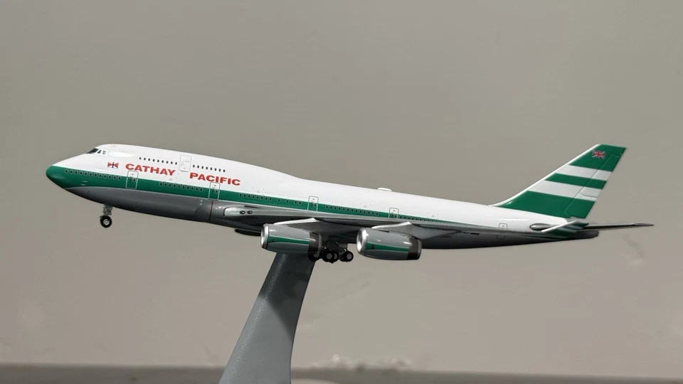 Herpa 1/400 国泰航空 747-400 VR-HOP — 第 4/4 张图片