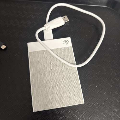 1- SEAGATE Backup Plus Slim 2TB USB 3.0 /1-Samsung Ssd T5 : 2Portable Hard Drive - Picture 3 of 13