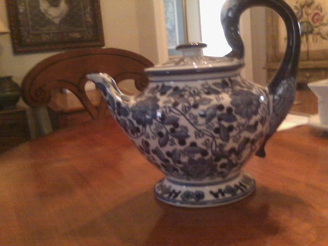 Vintage Seymour Mann China Blue Fine Porcelain Coffee/Tea Pitcher 10.”