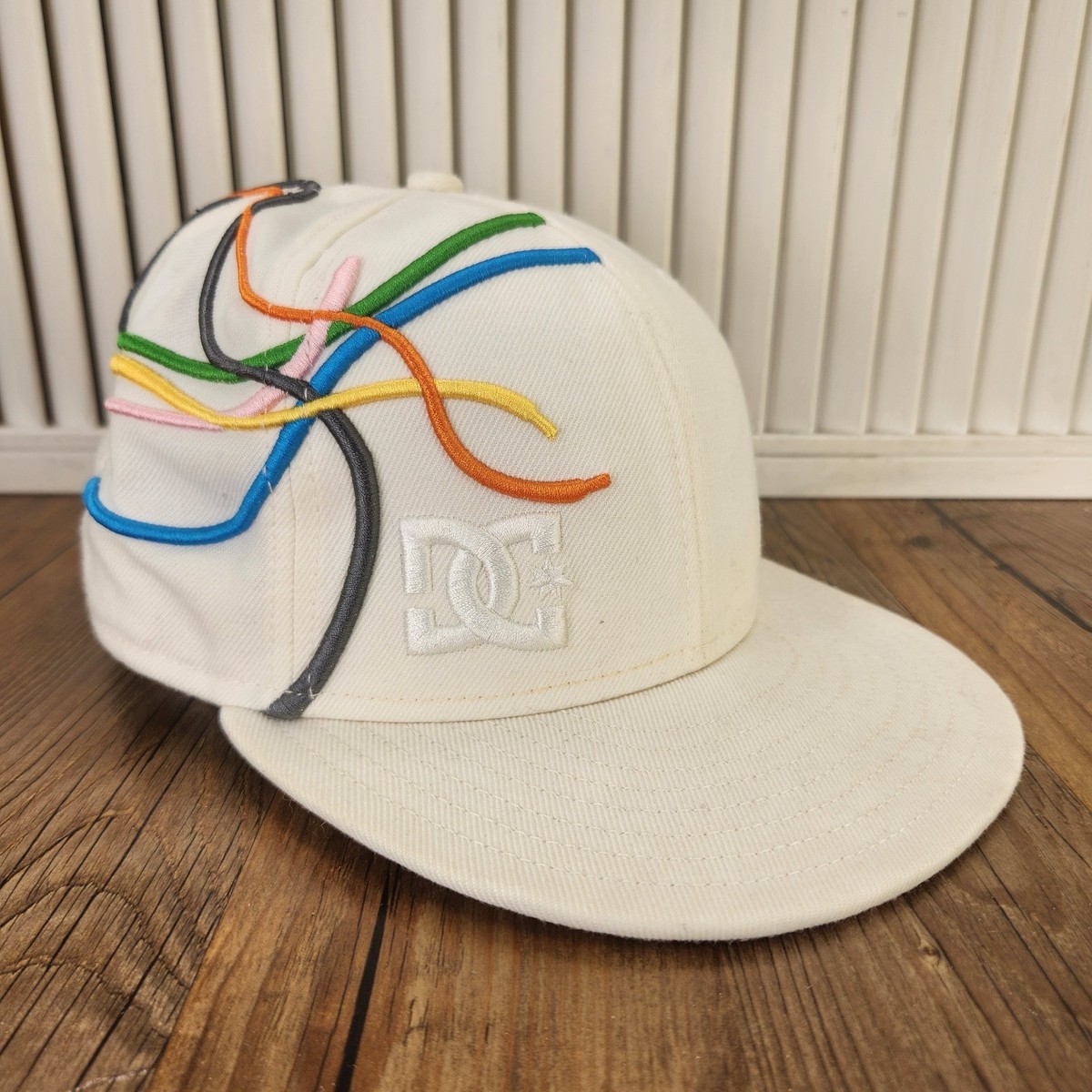 DC Shoes New Era 59fifty Fitted Hat 7 5/8 White Multicolor