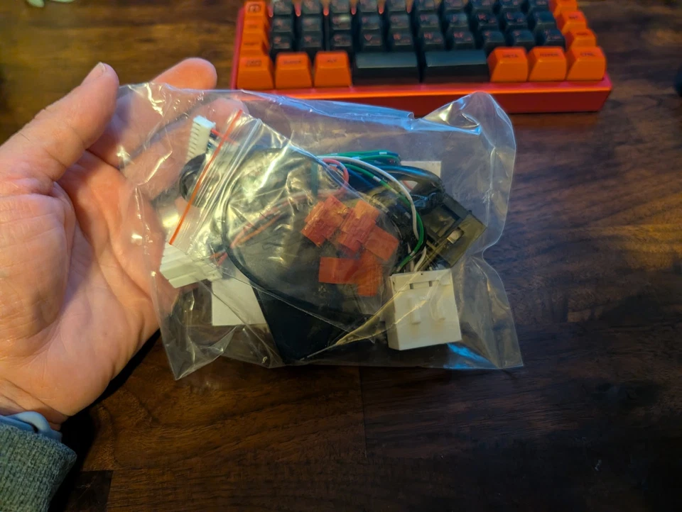 Модуль автоматического складного зеркала Eagle1 для Ford Ranger 2019-2023 - Изображение 2 из 2