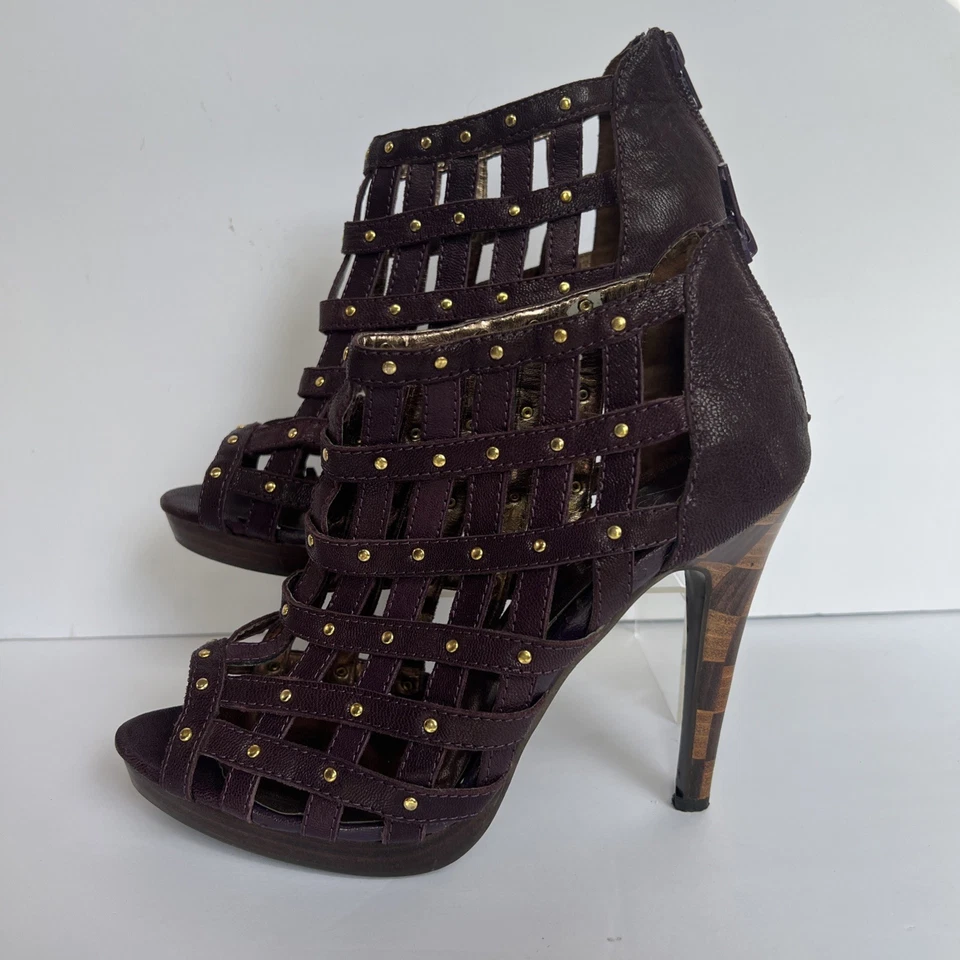 "Tacones de gladiador tachonados ciruela Phat Mariana de colección de cuero púrpura de 7,5"" tacón de 4,5""" Foto 2 de 4