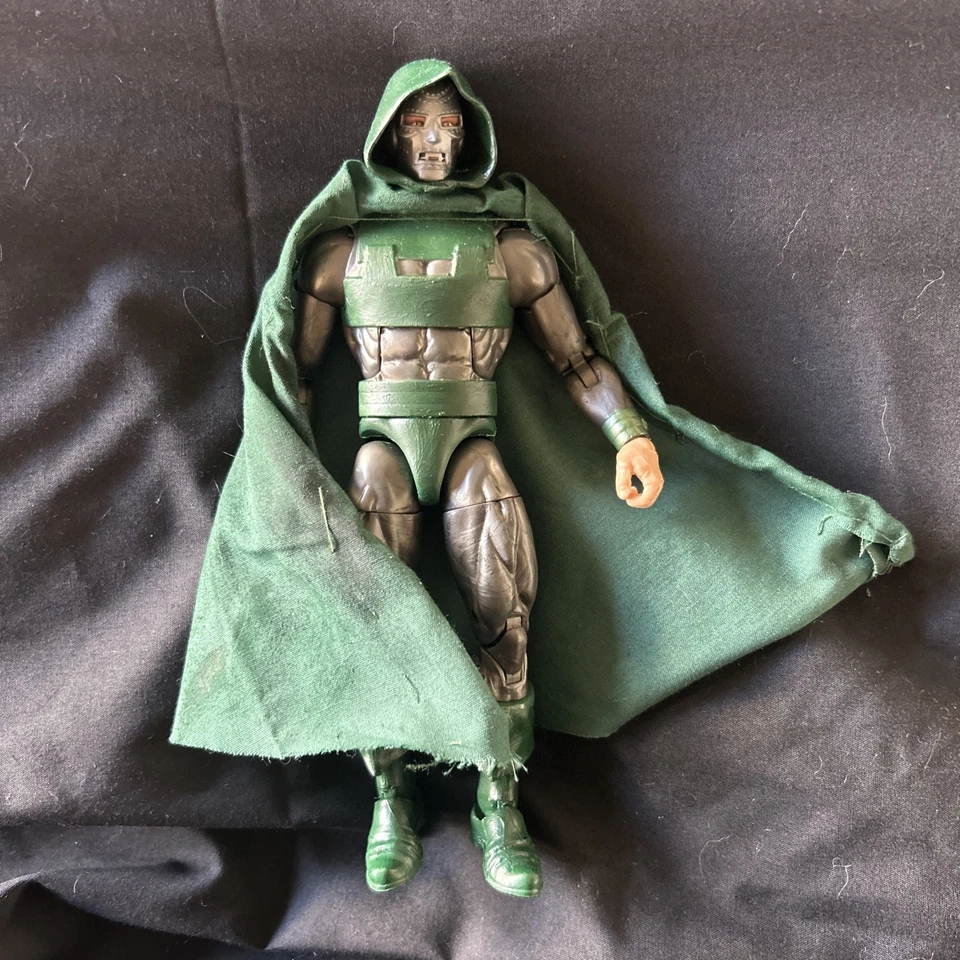 Marvel Legends Custom Dr. Doom Action Figure 6 Inch Custom Paint And Cape - Image 4 of 4