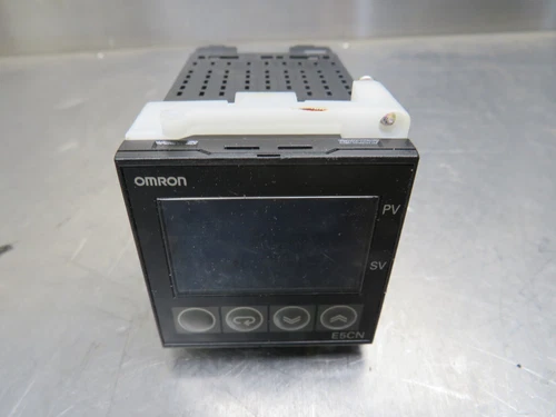 Omron E5CN-Q2MT-500 Temp. Controller