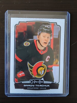 2022-23 UD O-Pee-Chee OPC Base Variation Close Up #195 Brady Tkachuk