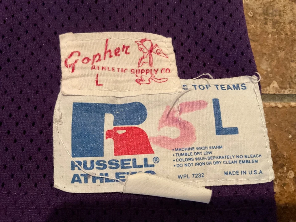 VINTAGE RUSSELL ATHLETIC FOOTBALL JERSEY ( MENS L ) PURPLE YELLOW VIKINGS - Image 2 of 4