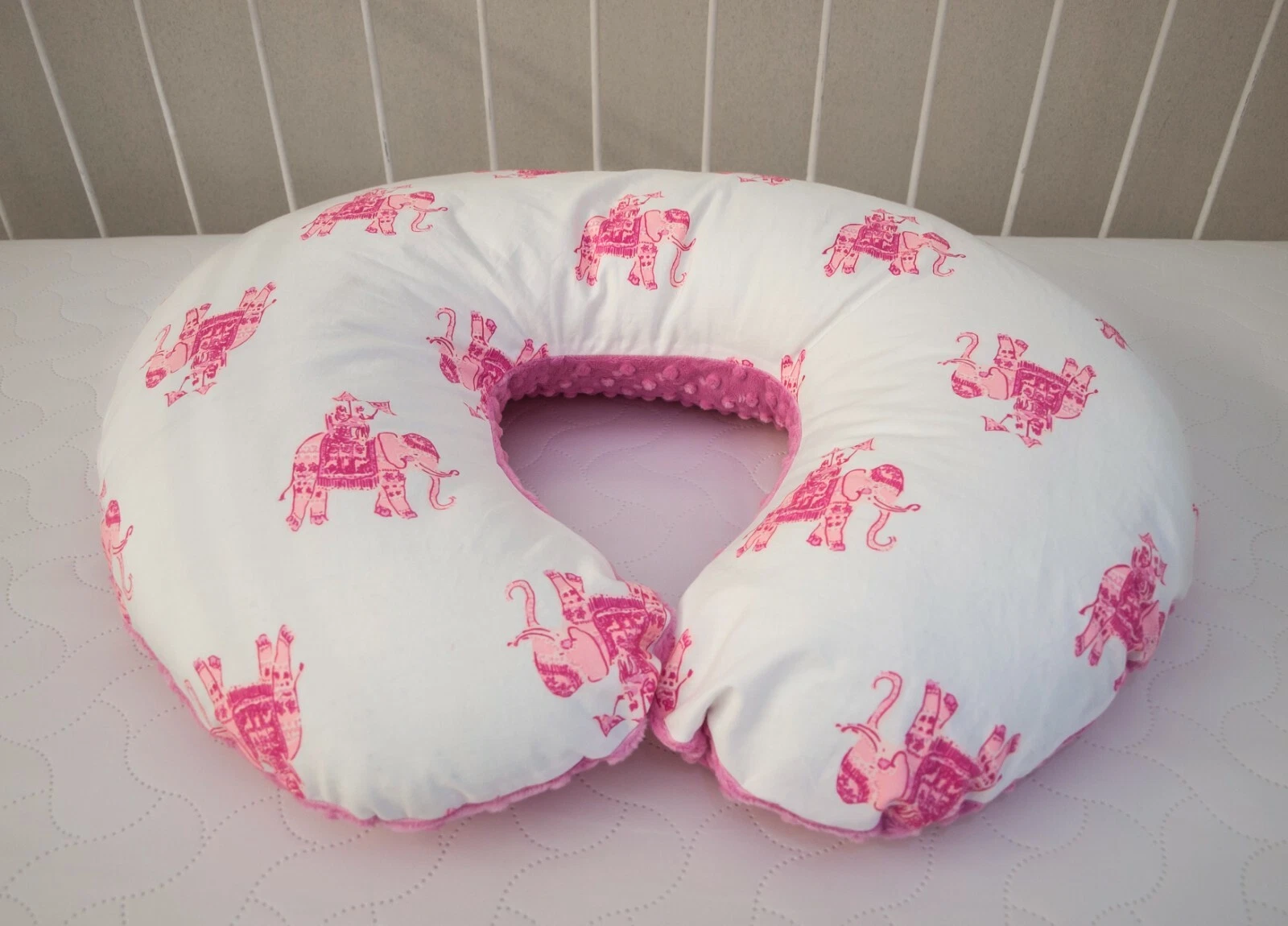 Baby Infant Nursing Feeding Pillow Cover - Elephants Mermaids Pink Pineapples
Opens in a new window