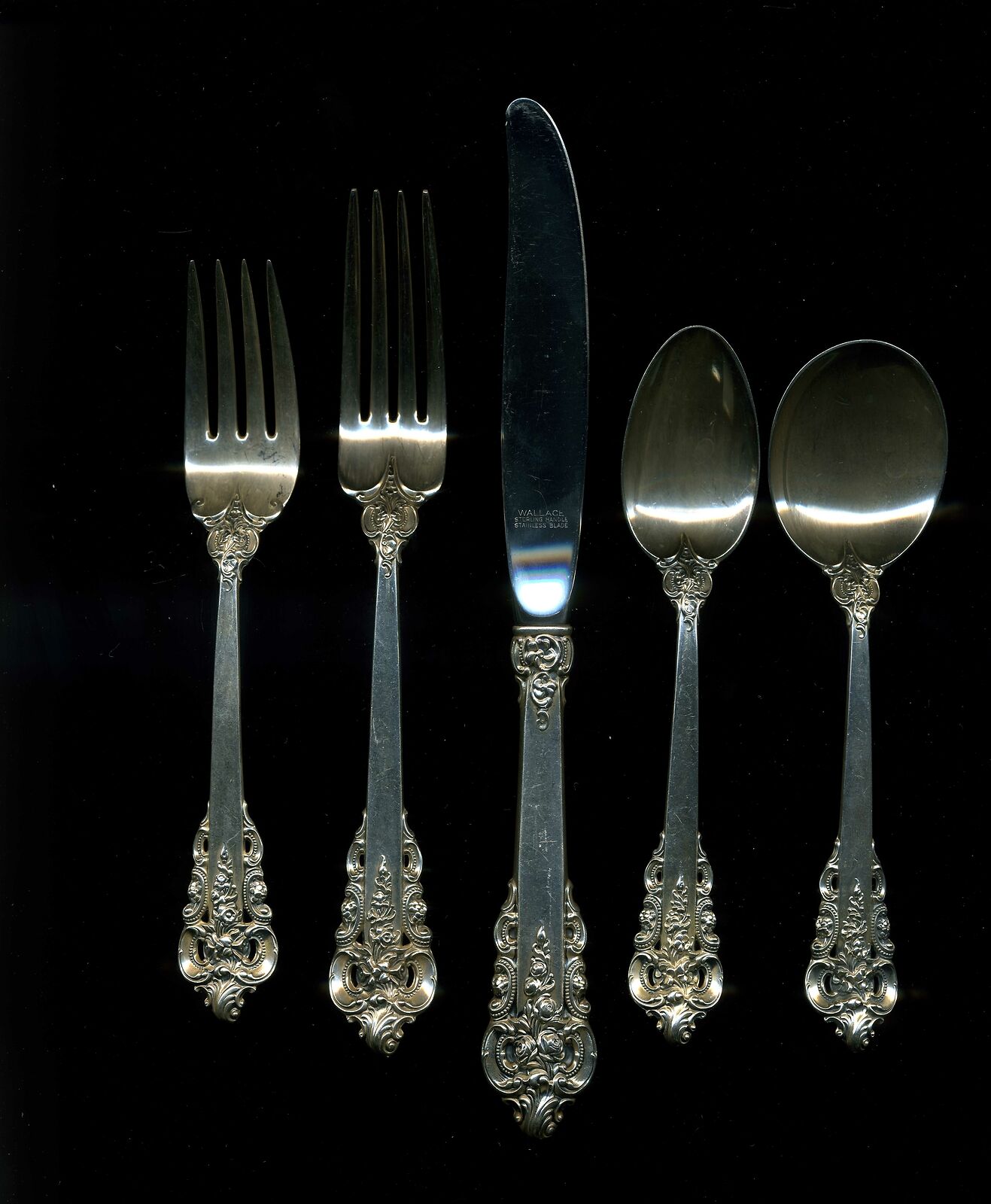 Wallace Silver Grande Baroque Pattern Five-Piece Place Setting (Lot of 5)