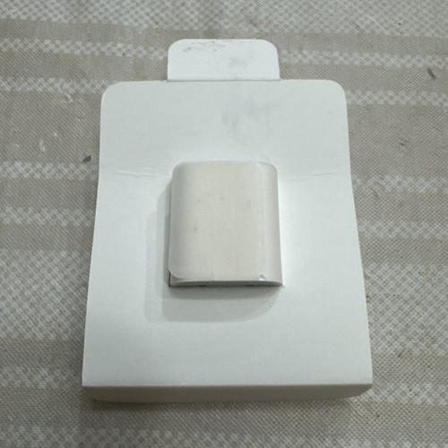 Genuine Apple 5W USB Power Adapter A1385 MD810LL/A OEM iPhone Charger - Afbeelding 2 van 4